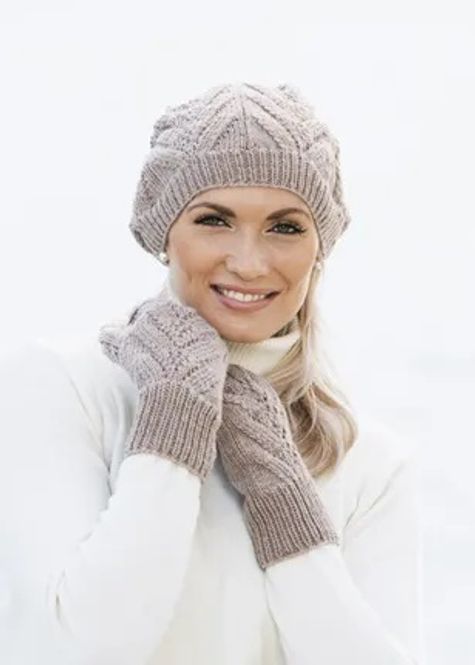 Hovedbilde Katalog 1514-2 Lue, Votter, Skjerf